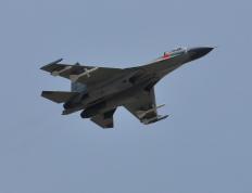 开云下载-稳稳收割比赛！霍勒迪掌控全局率上海队力克篮网