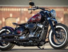 开云APP-F1新赛季揭幕战之夜，阿什拉夫的跨界弧光如何照亮赛车与足球的交汇点