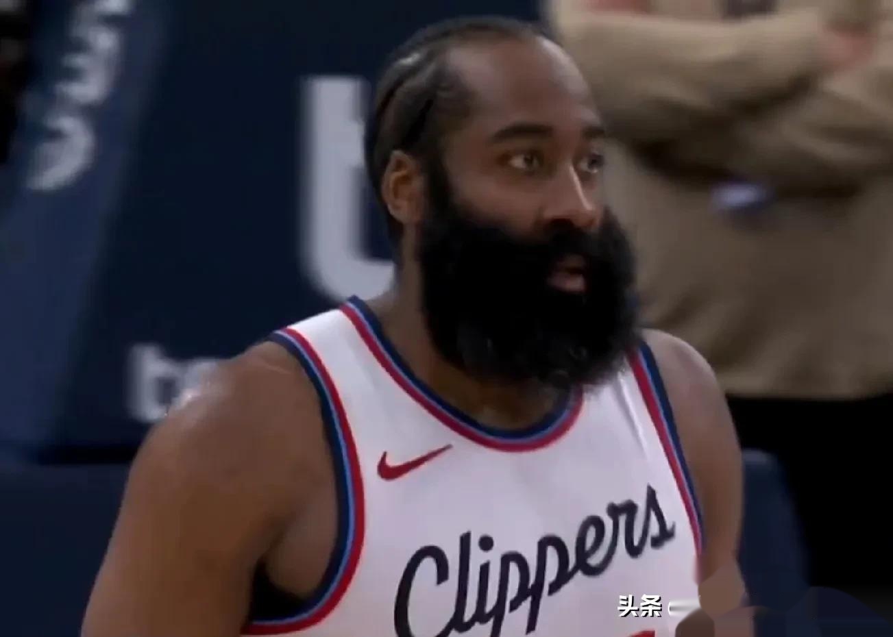 开云平台-湖人击败篮网,活塞遭快船横扫