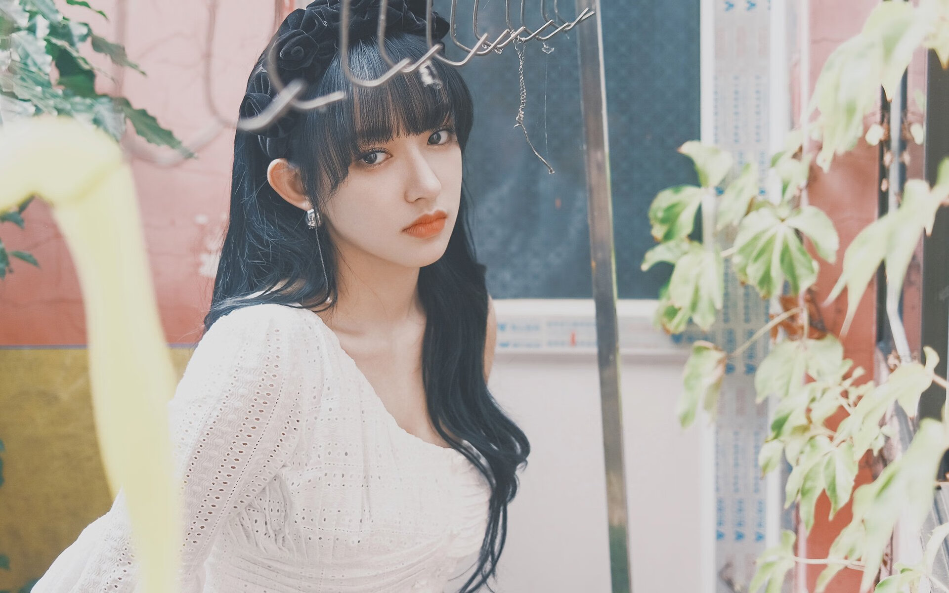 开云体育-克瓦拉茨赫利亚节奏完全掌控，利物浦制霸哥斯达黎加赛场