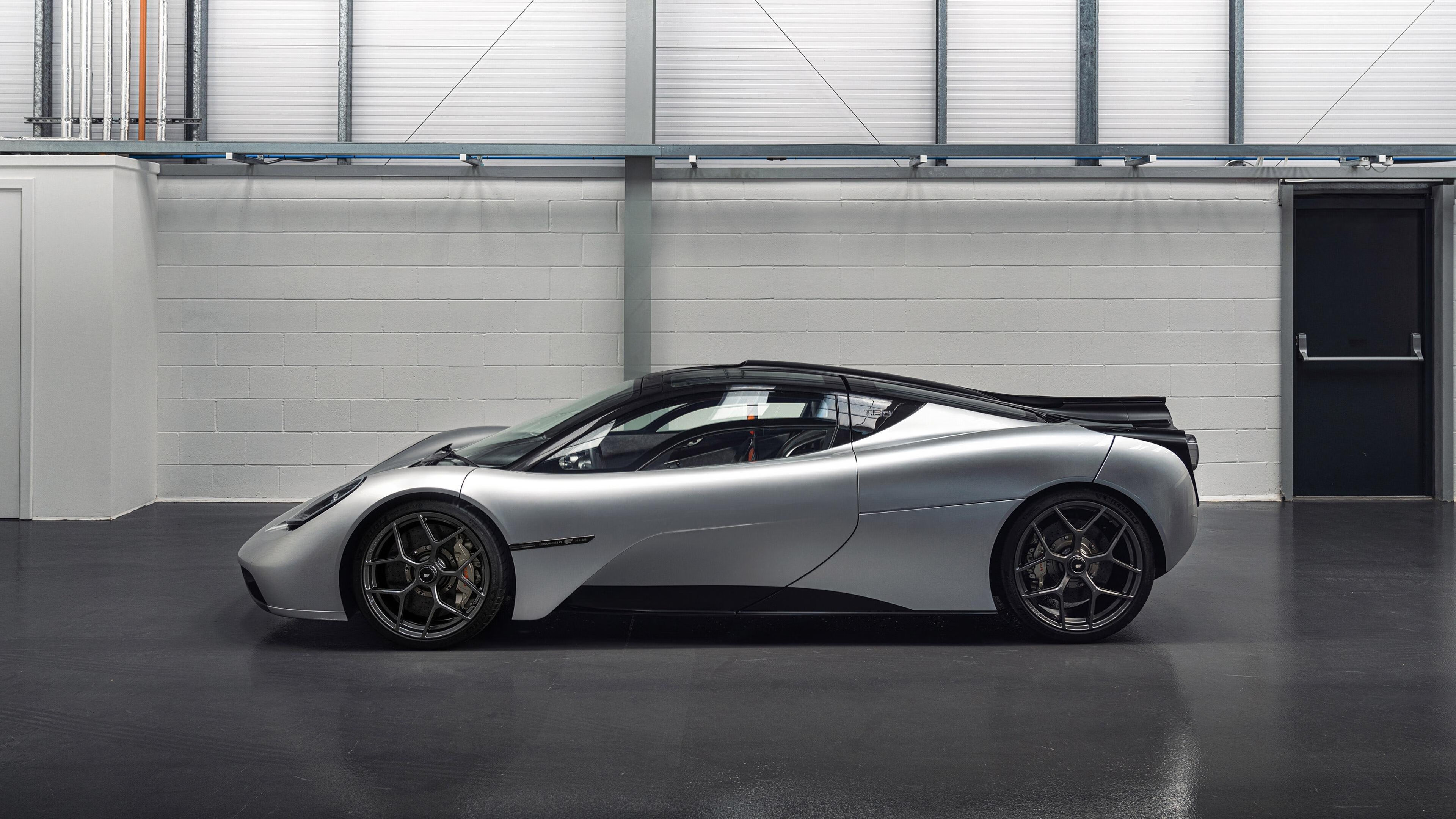 开云体育登录-纽约新王登基,布伦森引领尼克斯横扫篮网