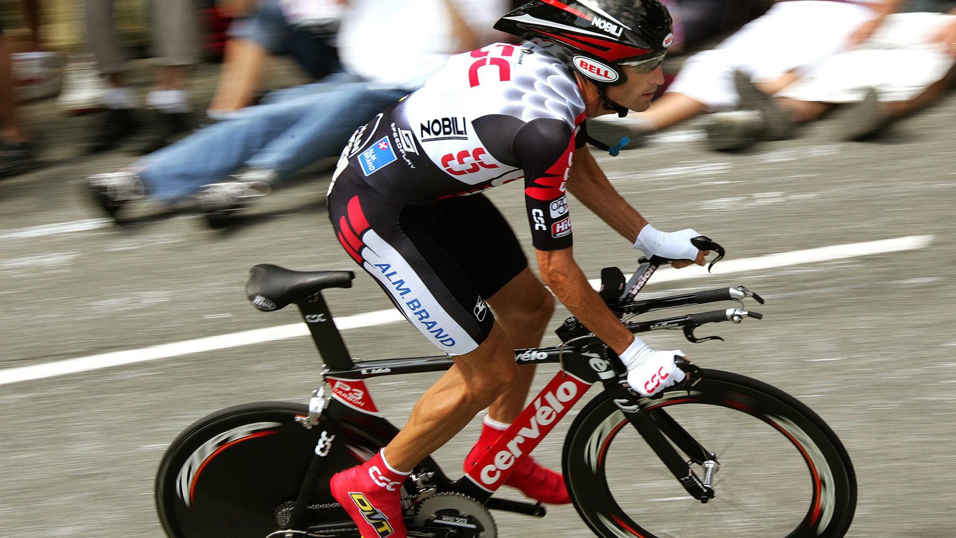 开云体育官方网站-历史在重演,活塞铁蹄踏平麦迪逊,詹姆斯生死局诠释何为关键先生