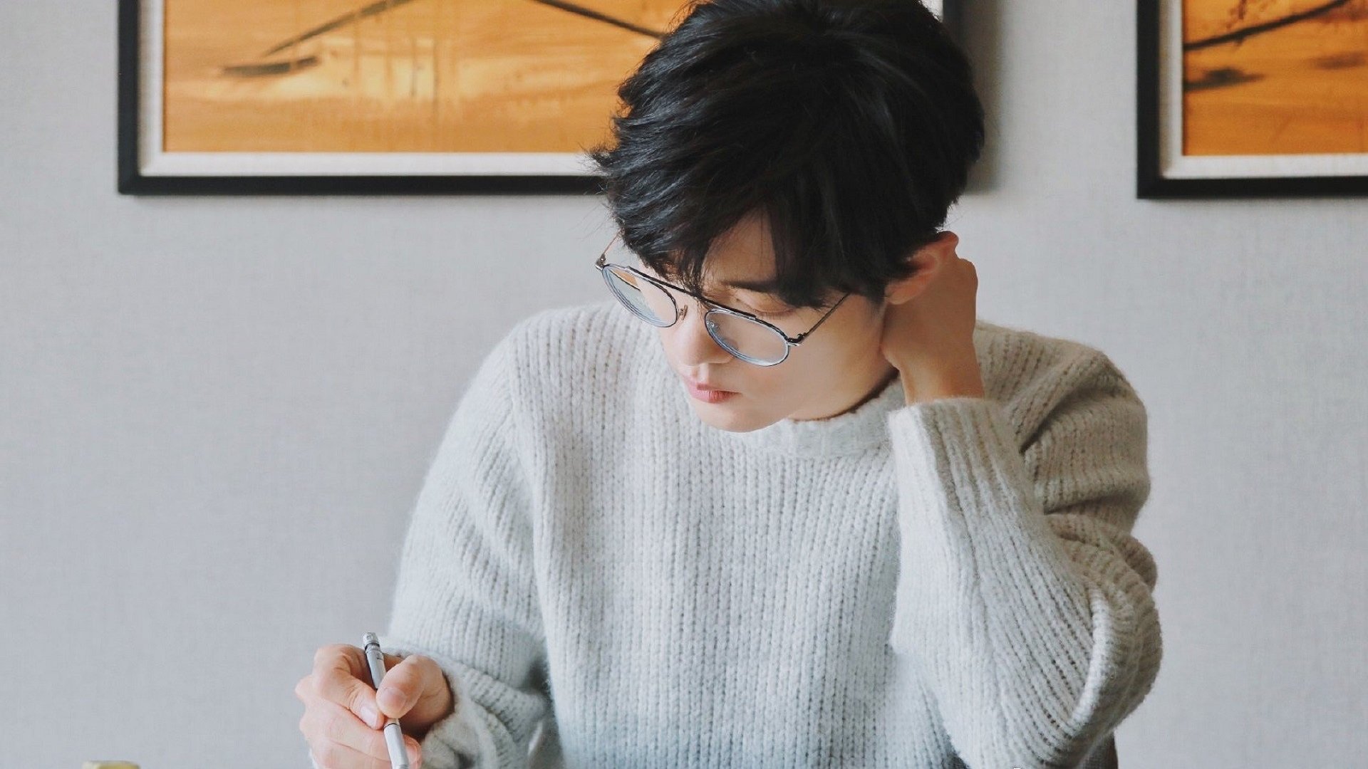 开云体育-双面风暴,当阿尔及利亚之魂在欧冠半决赛翻盘拜仁,阿拉巴为谁而战?