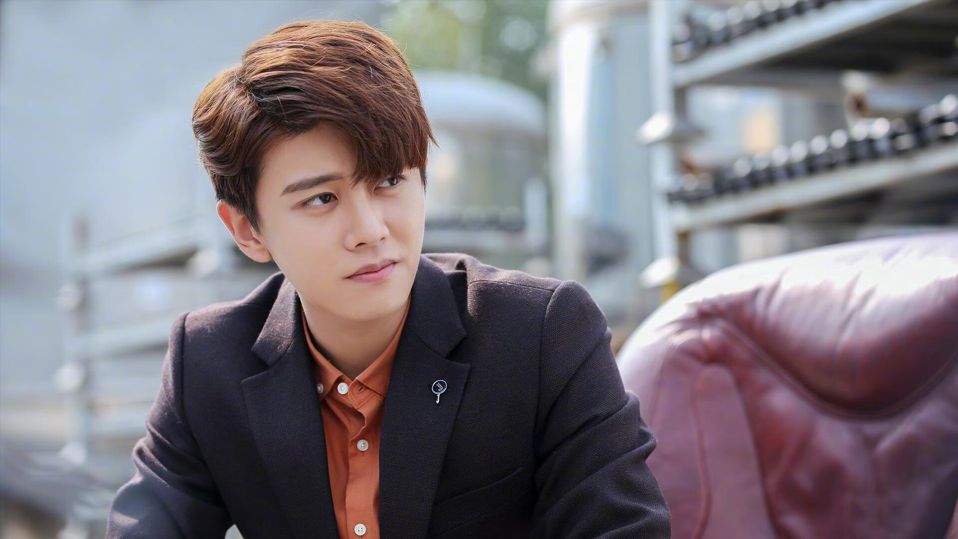 开云体育官网-硬仗见真章!范弗利特关键三分雨浇灭反扑,开拓者主场击退魔术