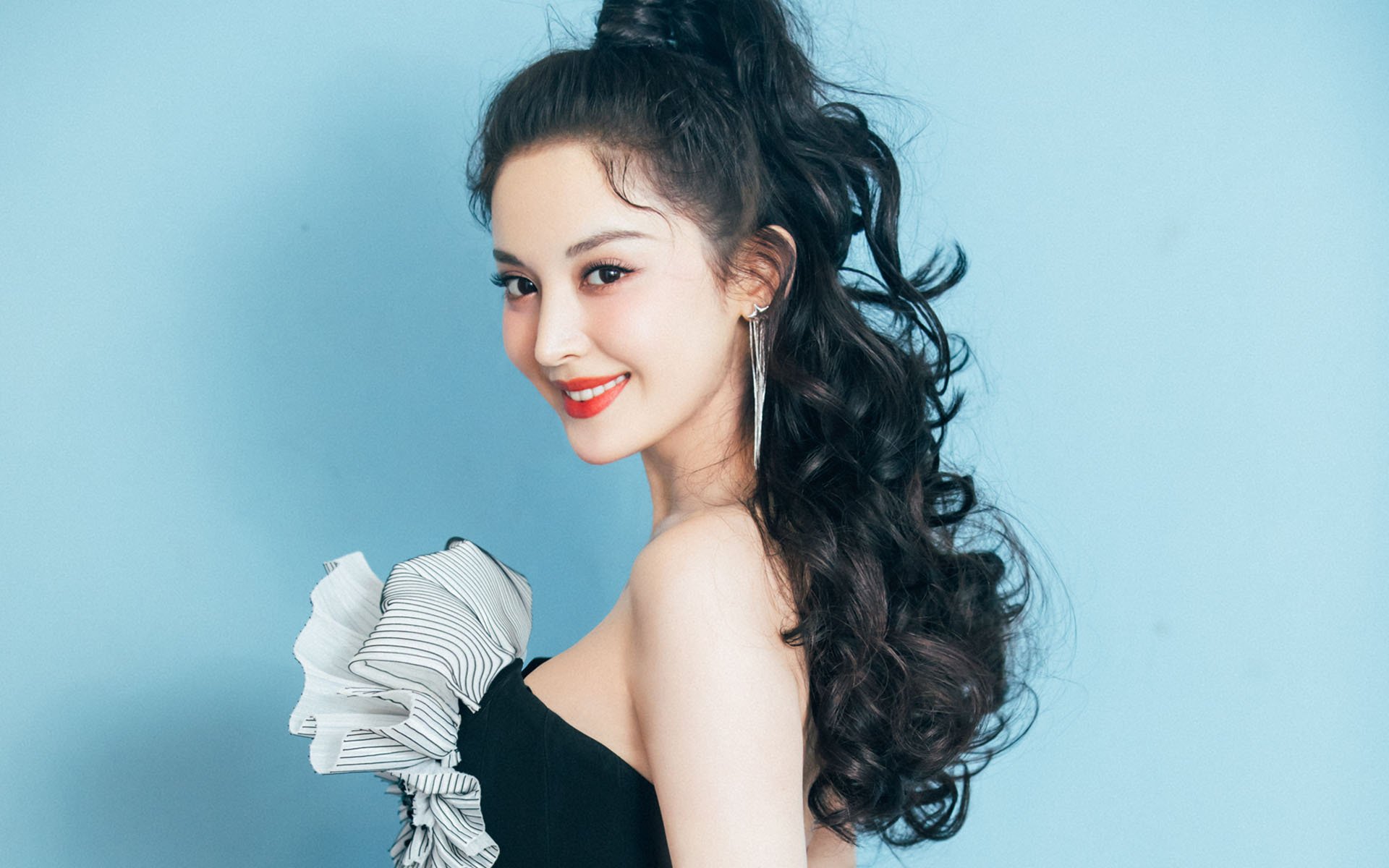 开云下载-救赎之夜,哈利伯顿在奥运周期关键战中的重生