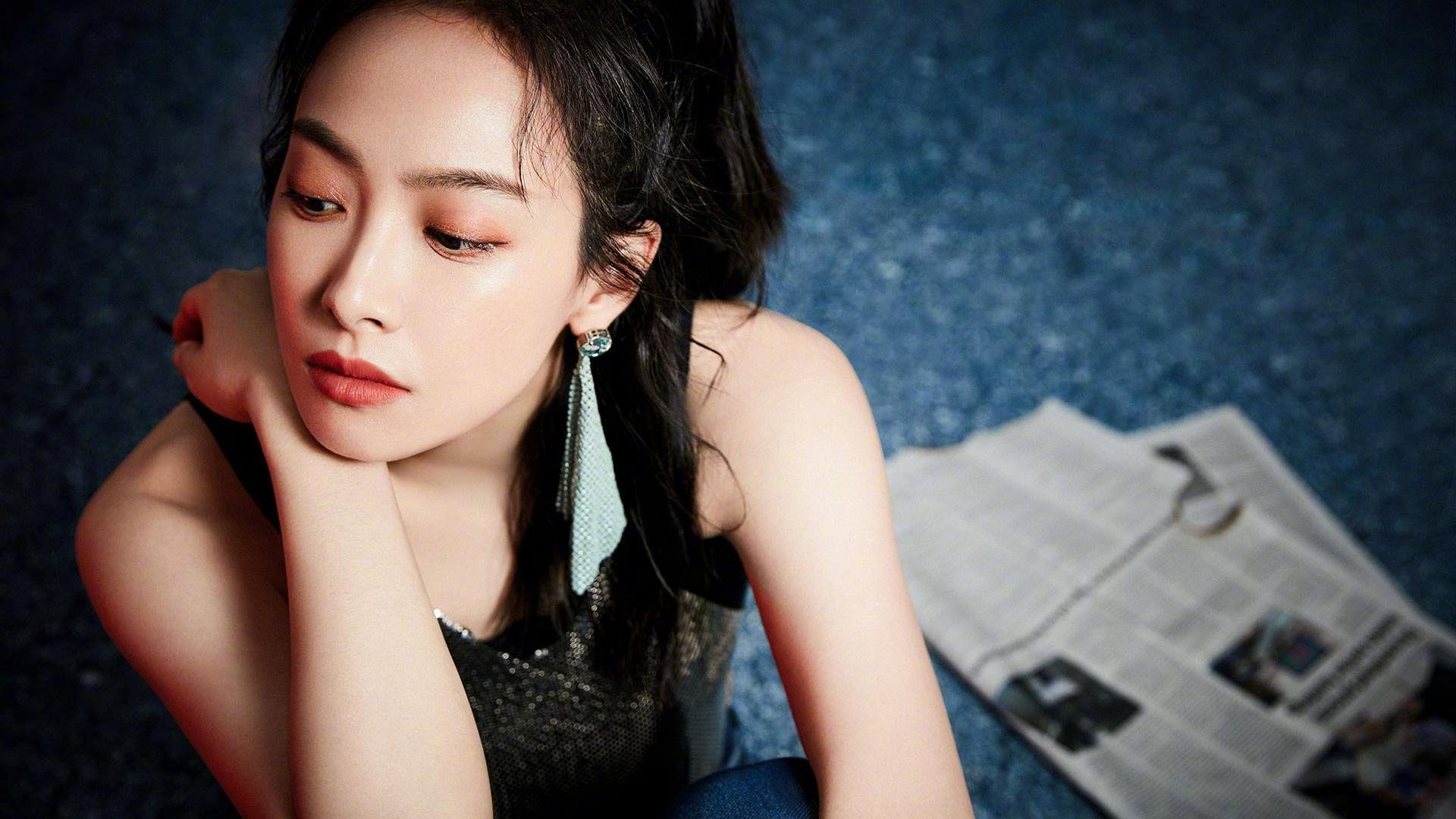 开云官网-夜幕下的极速棋局，阿什拉夫如何成为F1街道赛的攻防核心